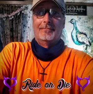 Meet your Posher, Larry